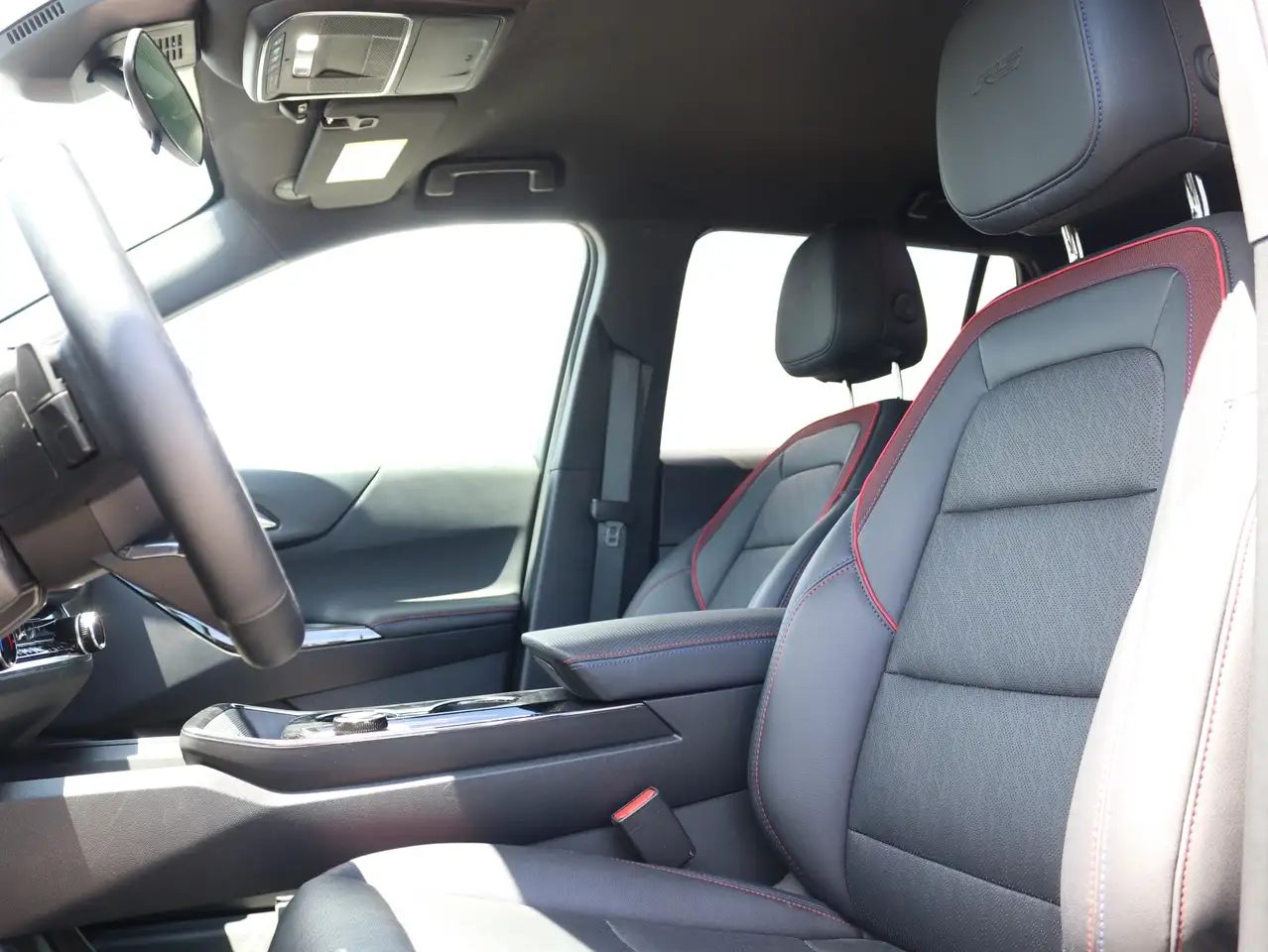 Chevrolet Equinox photo Chevrolet Equinox