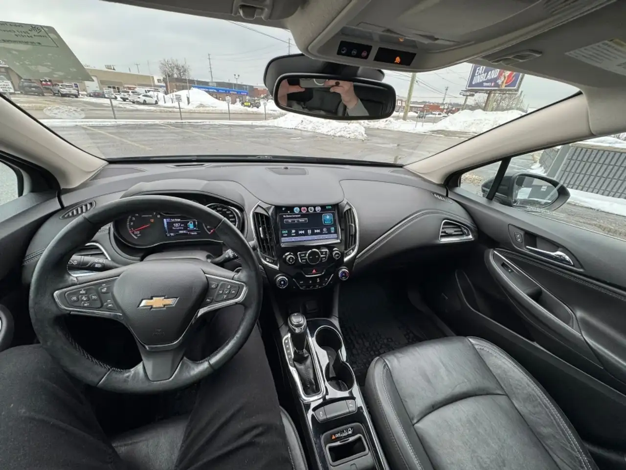 Chevrolet Cruze снимка Chevrolet Cruze