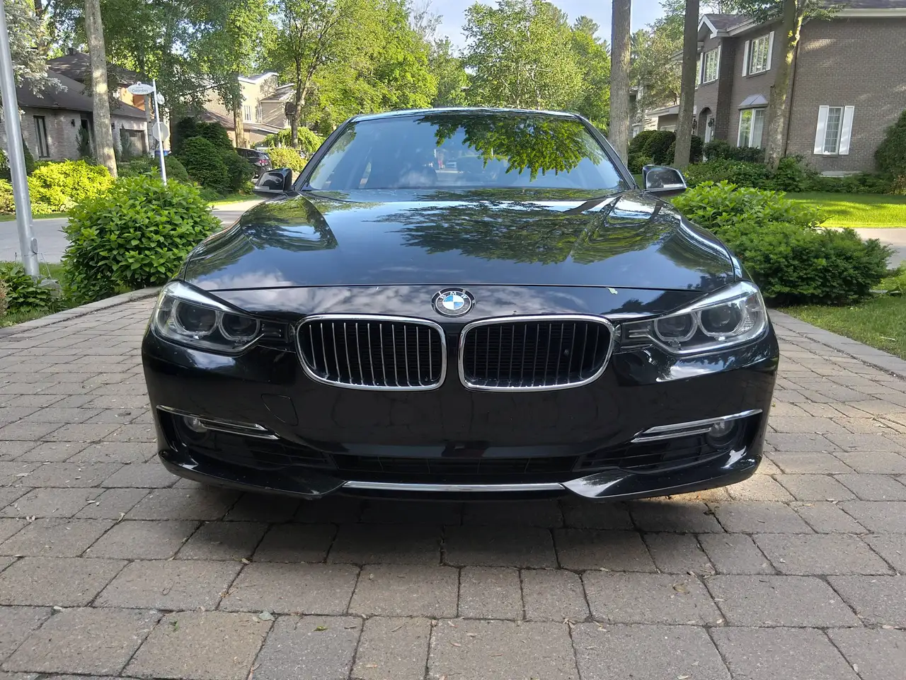 BMW 3 Series photo BMW 3 Series