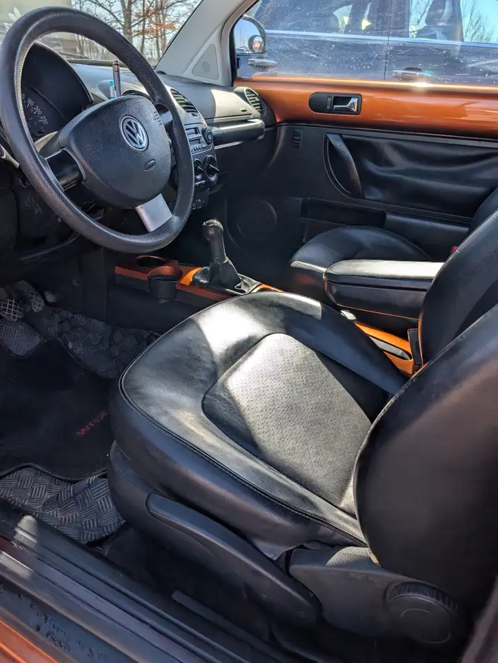 2000 Volkswagen Beetle