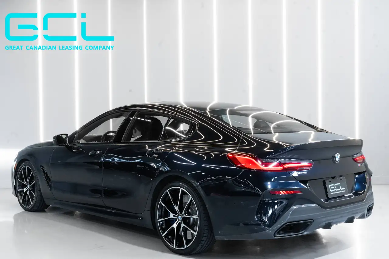BMW 8 Series photo BMW 8 Series