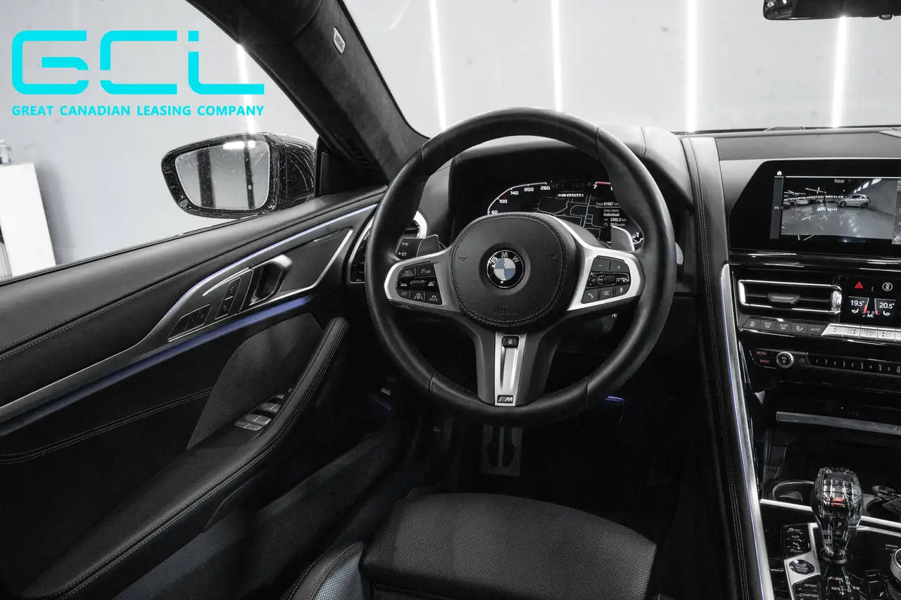 BMW 8 Series photo BMW 8 Series