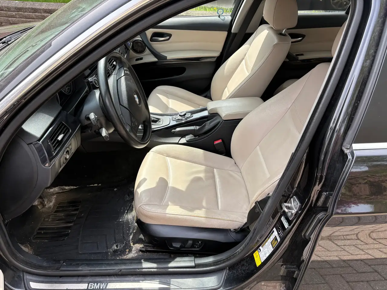 BMW 3 Series photo BMW 3 Series