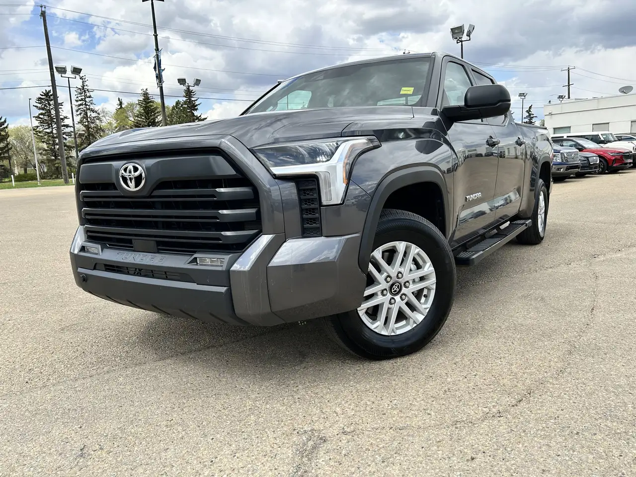 Toyota Tundra снимка Toyota Tundra