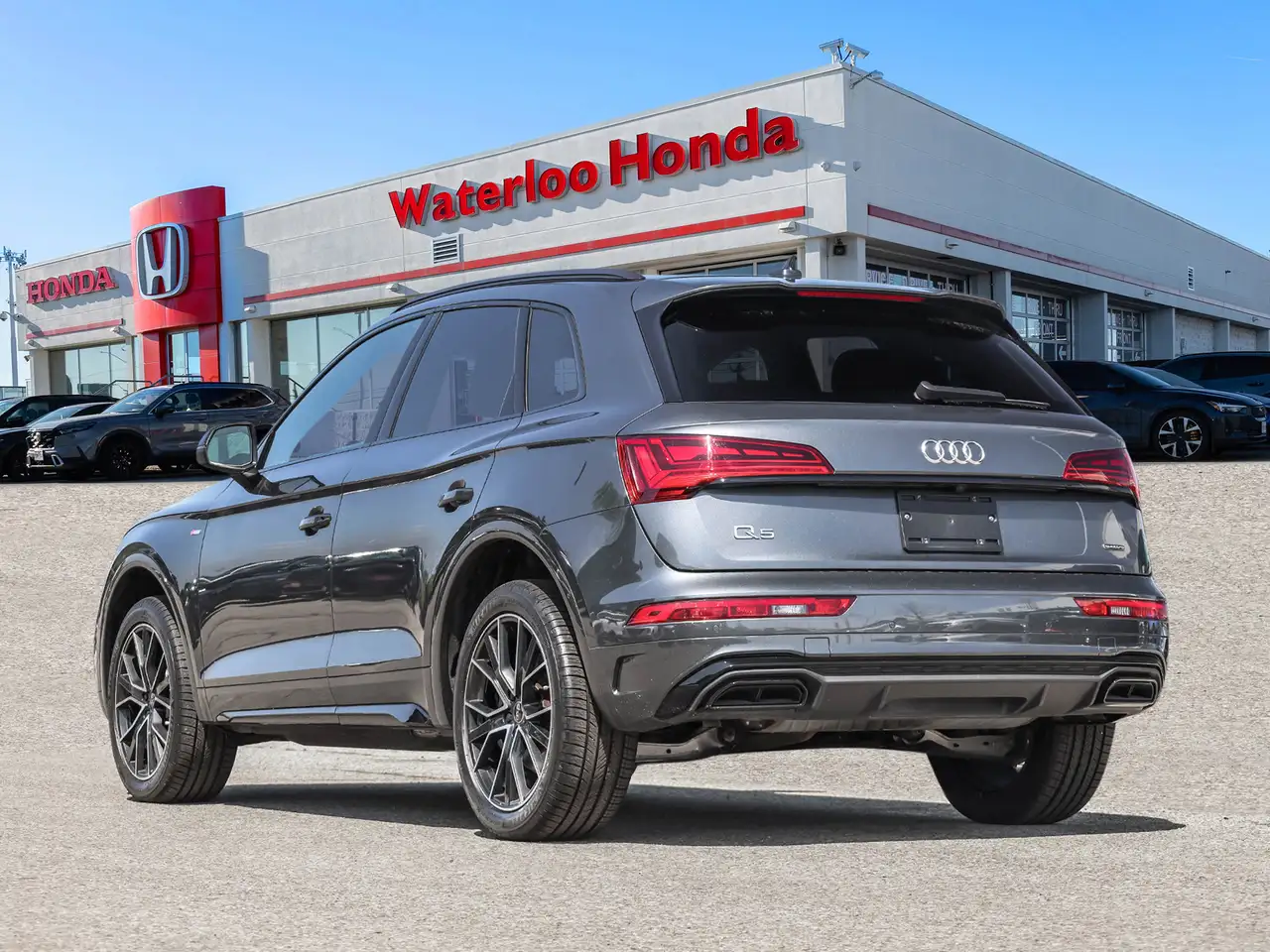 Audi Q5 снимка Audi Q5