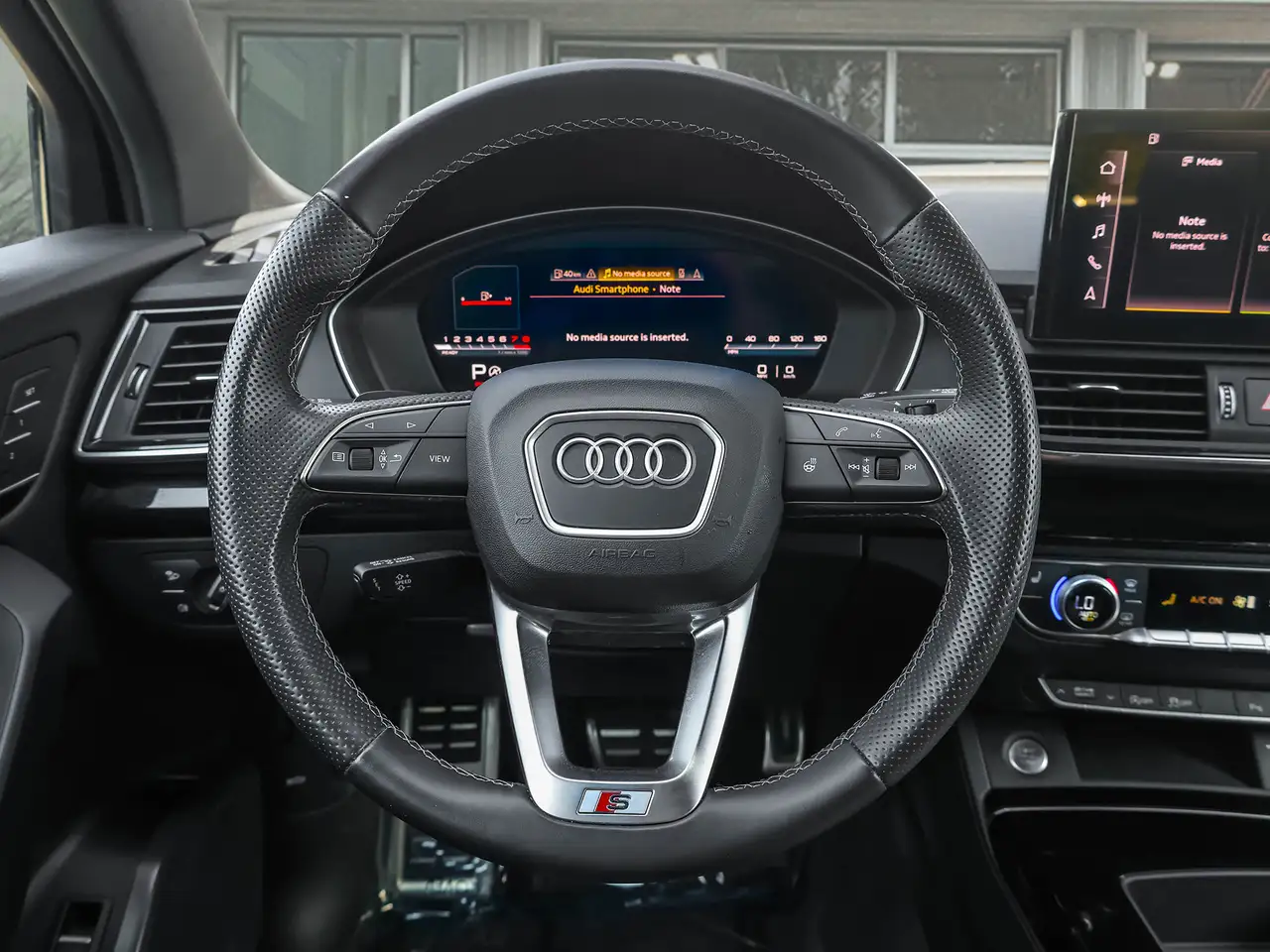Audi Q5 снимка Audi Q5