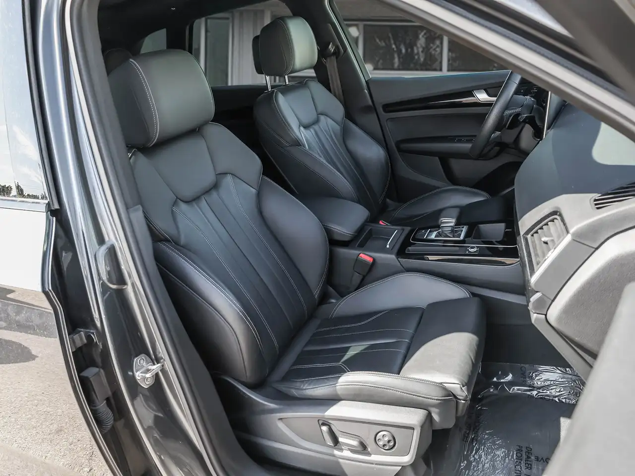 Audi Q5 снимка Audi Q5