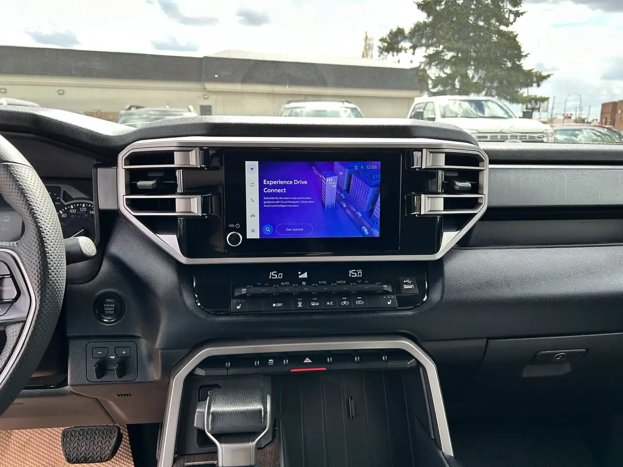 Toyota Tundra снимка Toyota Tundra