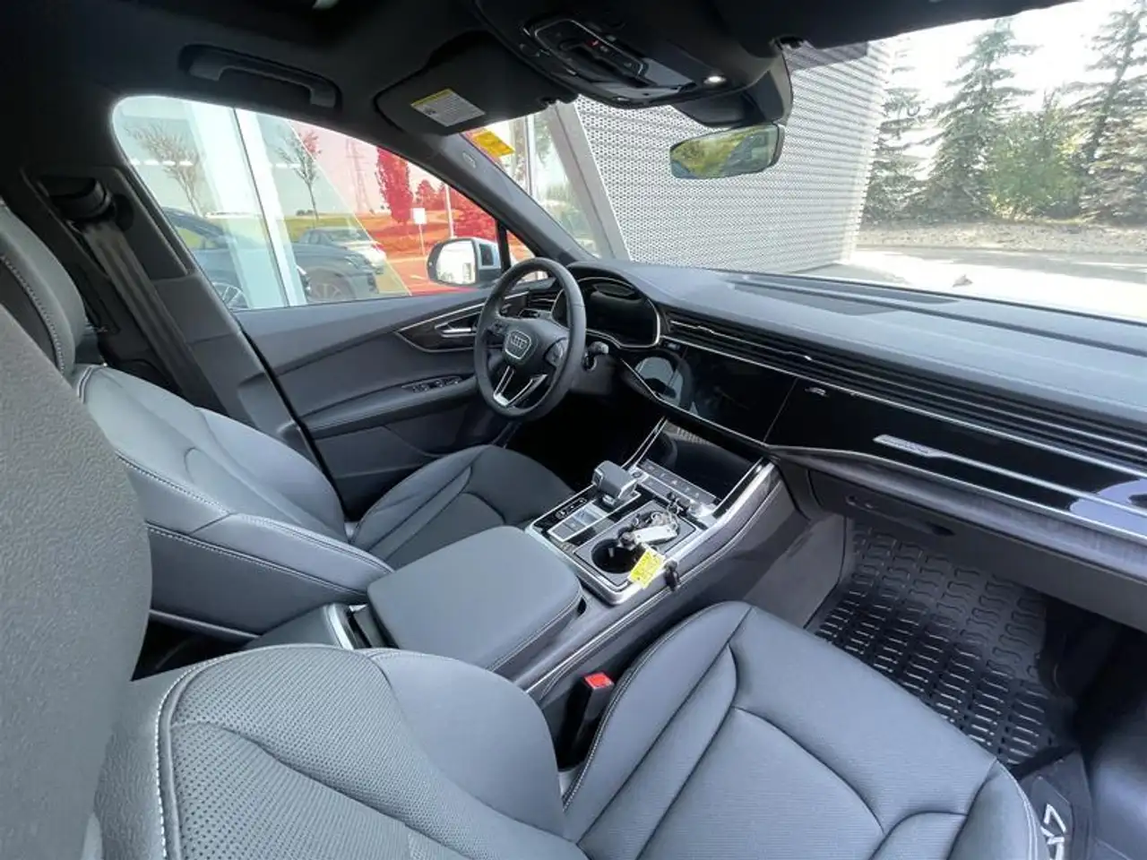 Audi Q7 photo Audi Q7