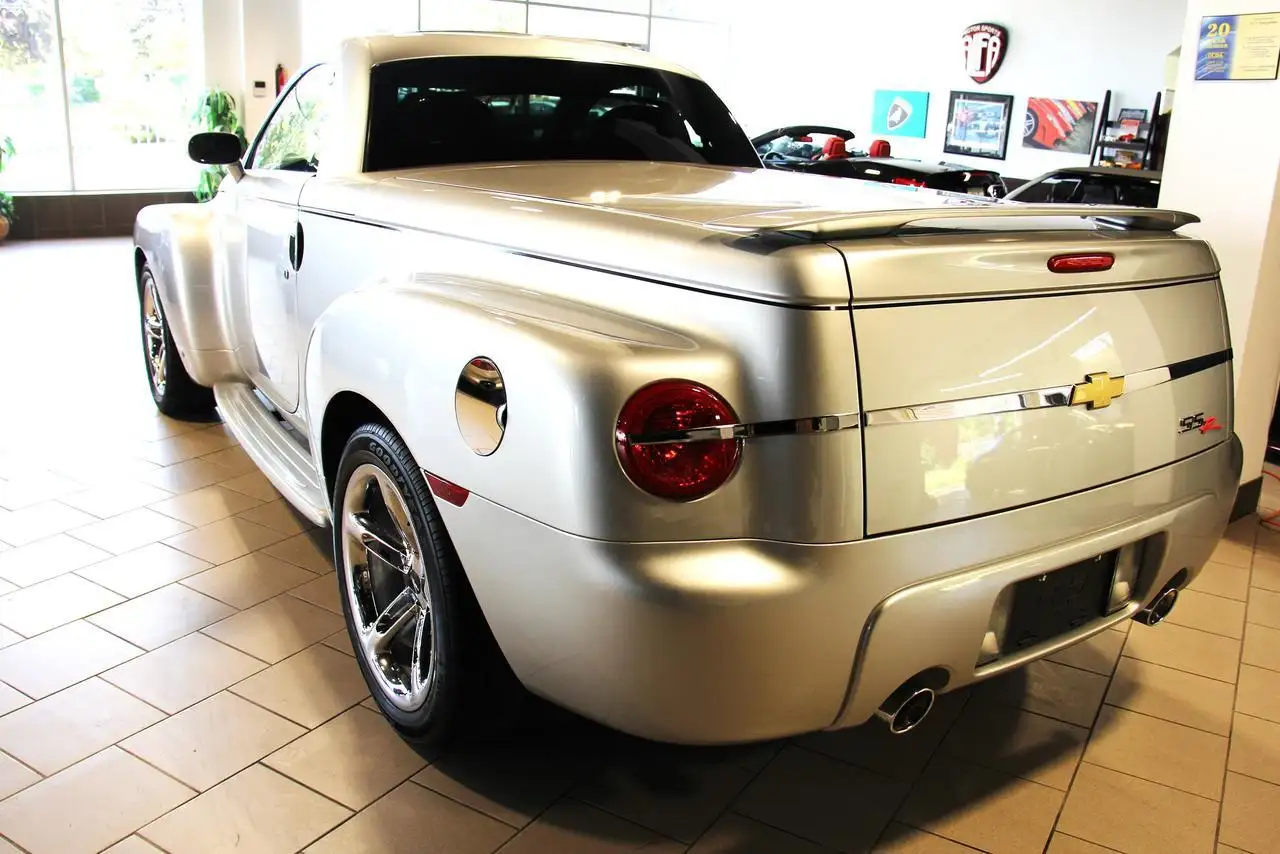 Chevrolet SSR снимка Chevrolet SSR