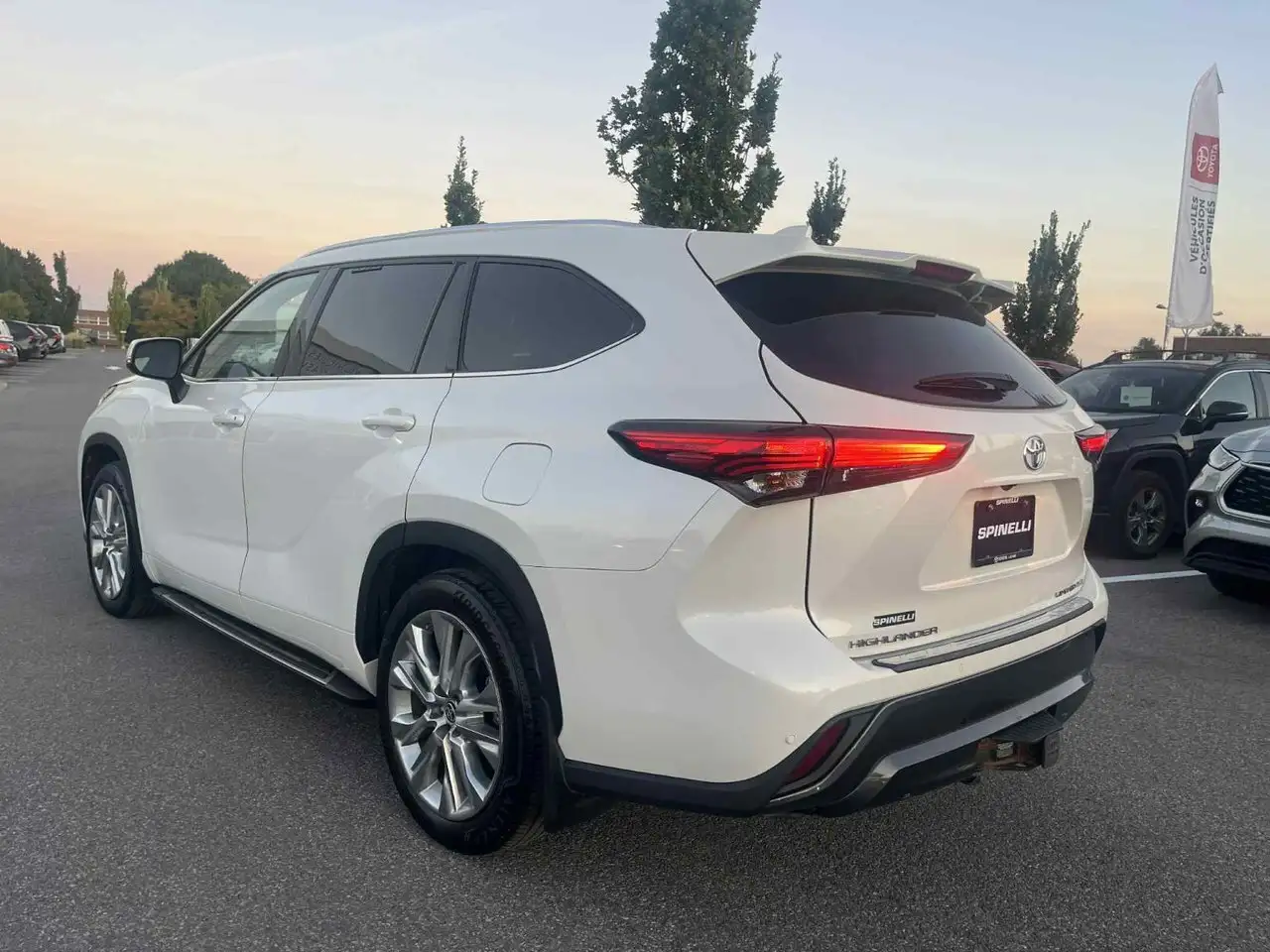 Toyota Highlander снимка Toyota Highlander