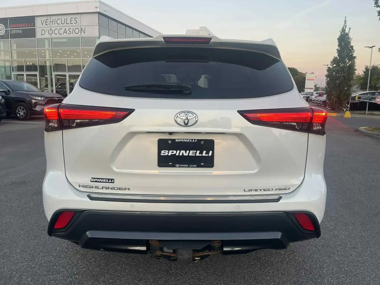 Toyota Highlander снимка Toyota Highlander