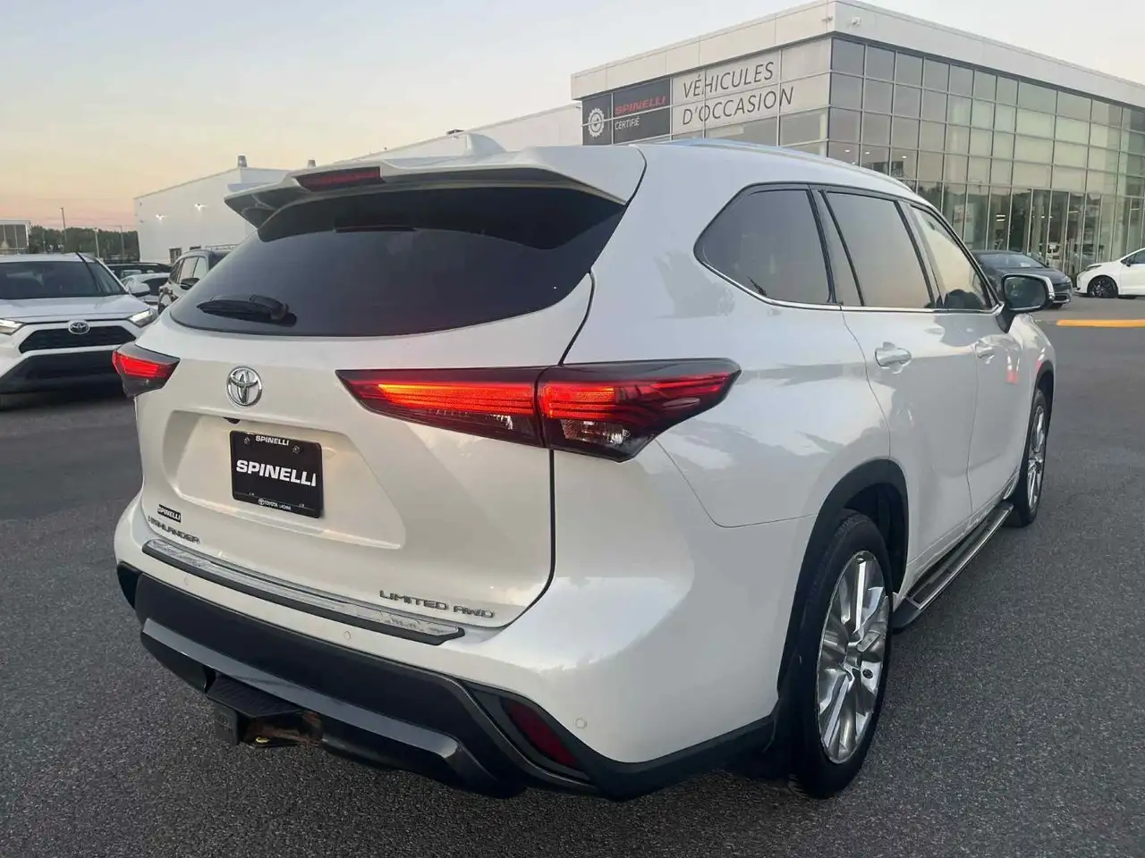 Toyota Highlander снимка Toyota Highlander