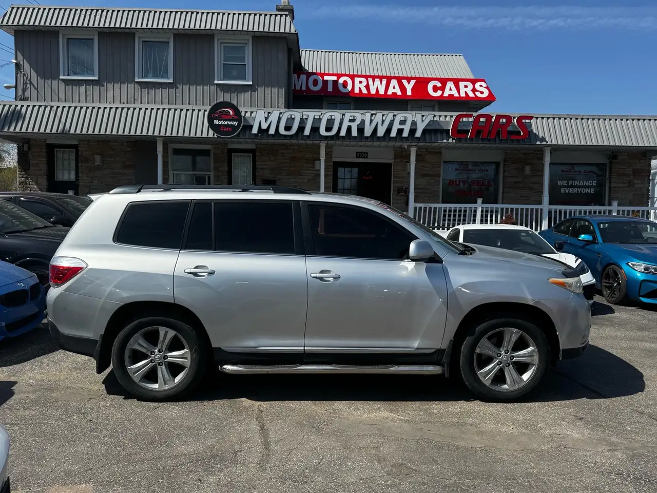 Toyota Highlander photo Toyota Highlander