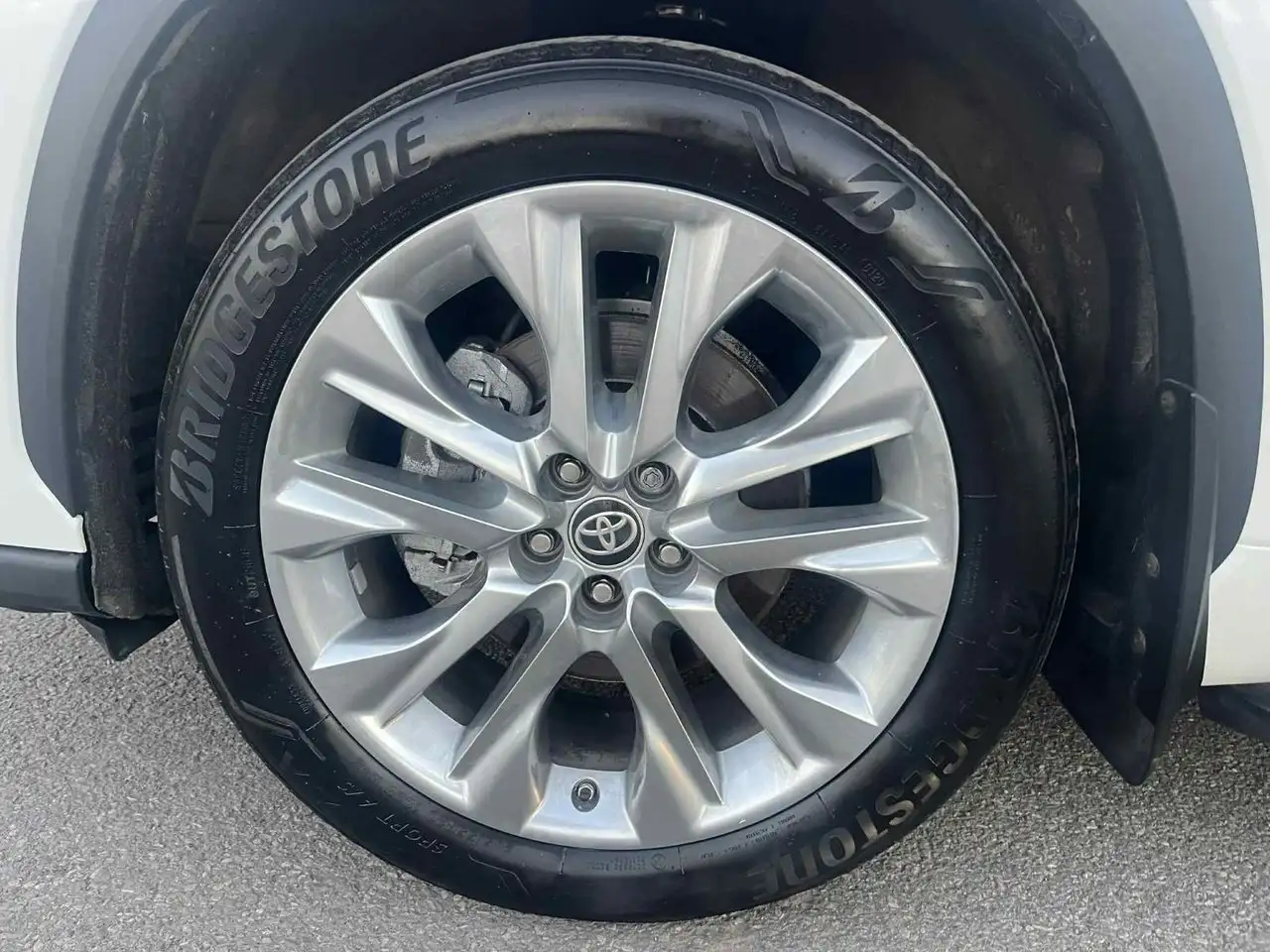 Toyota Highlander снимка Toyota Highlander