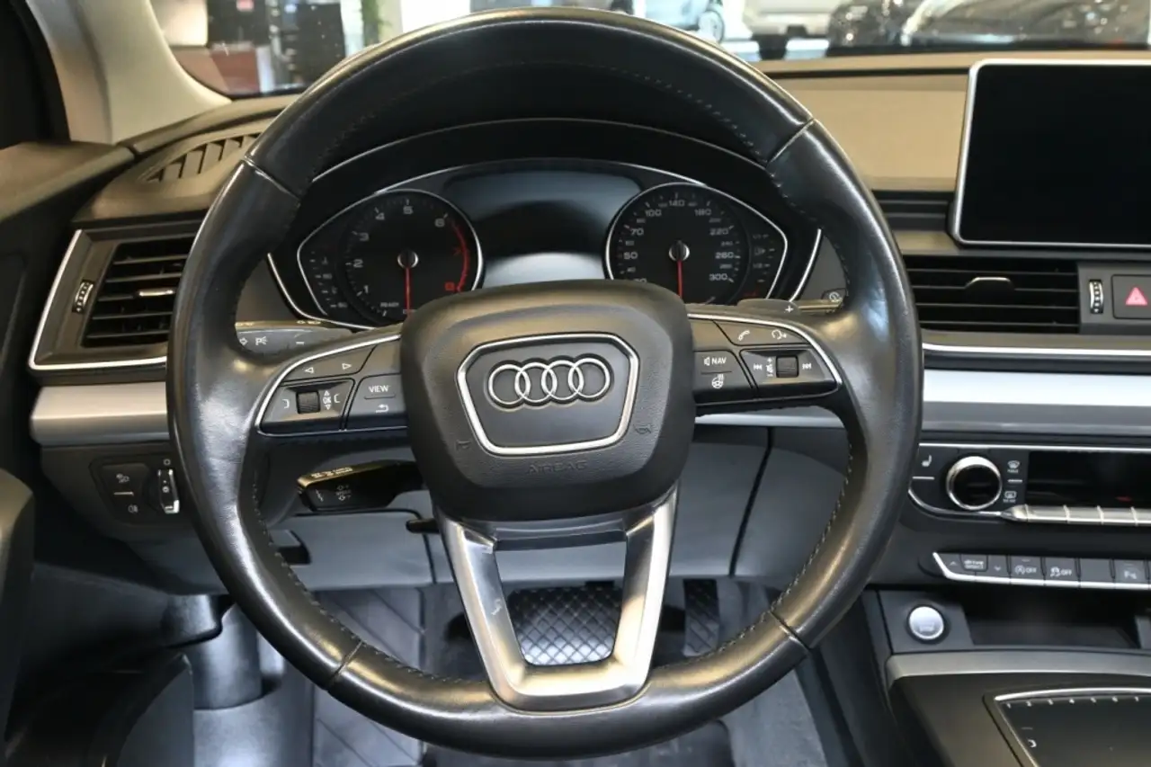 Audi Q5 photo Audi Q5