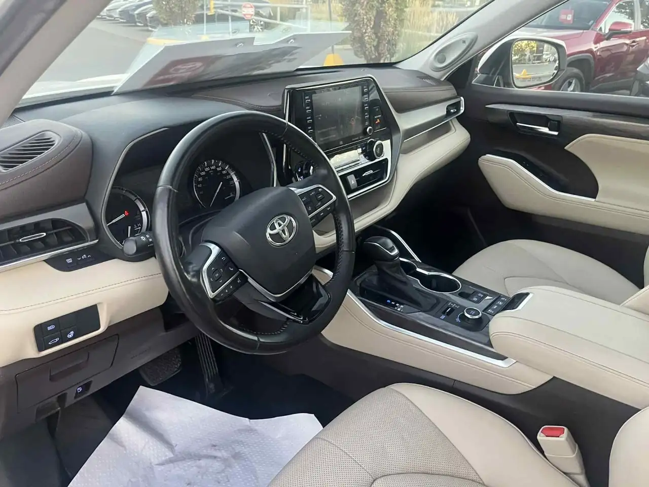 Toyota Highlander снимка Toyota Highlander
