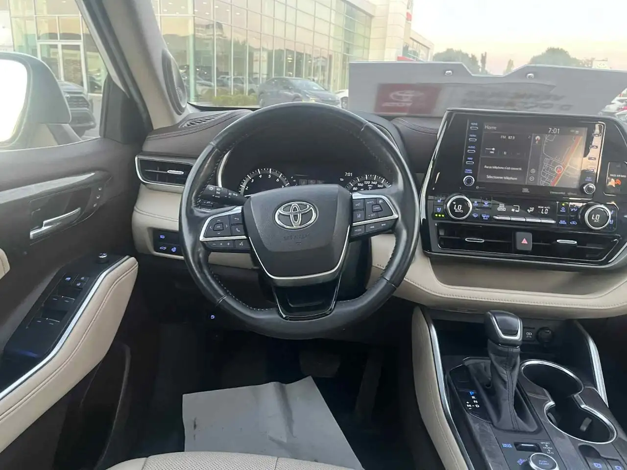 Toyota Highlander снимка Toyota Highlander