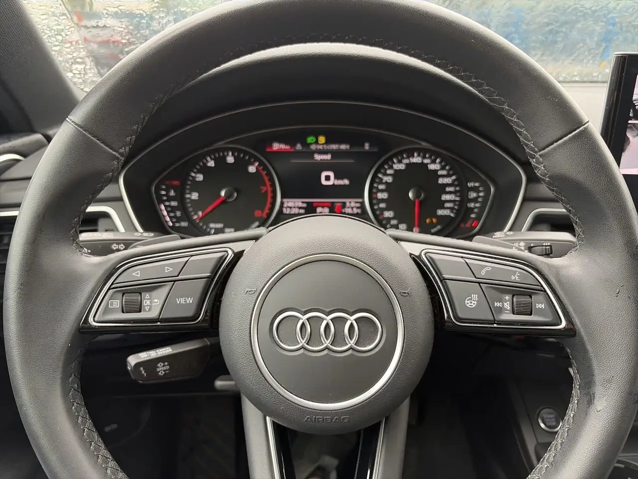 Audi A4 photo Audi A4