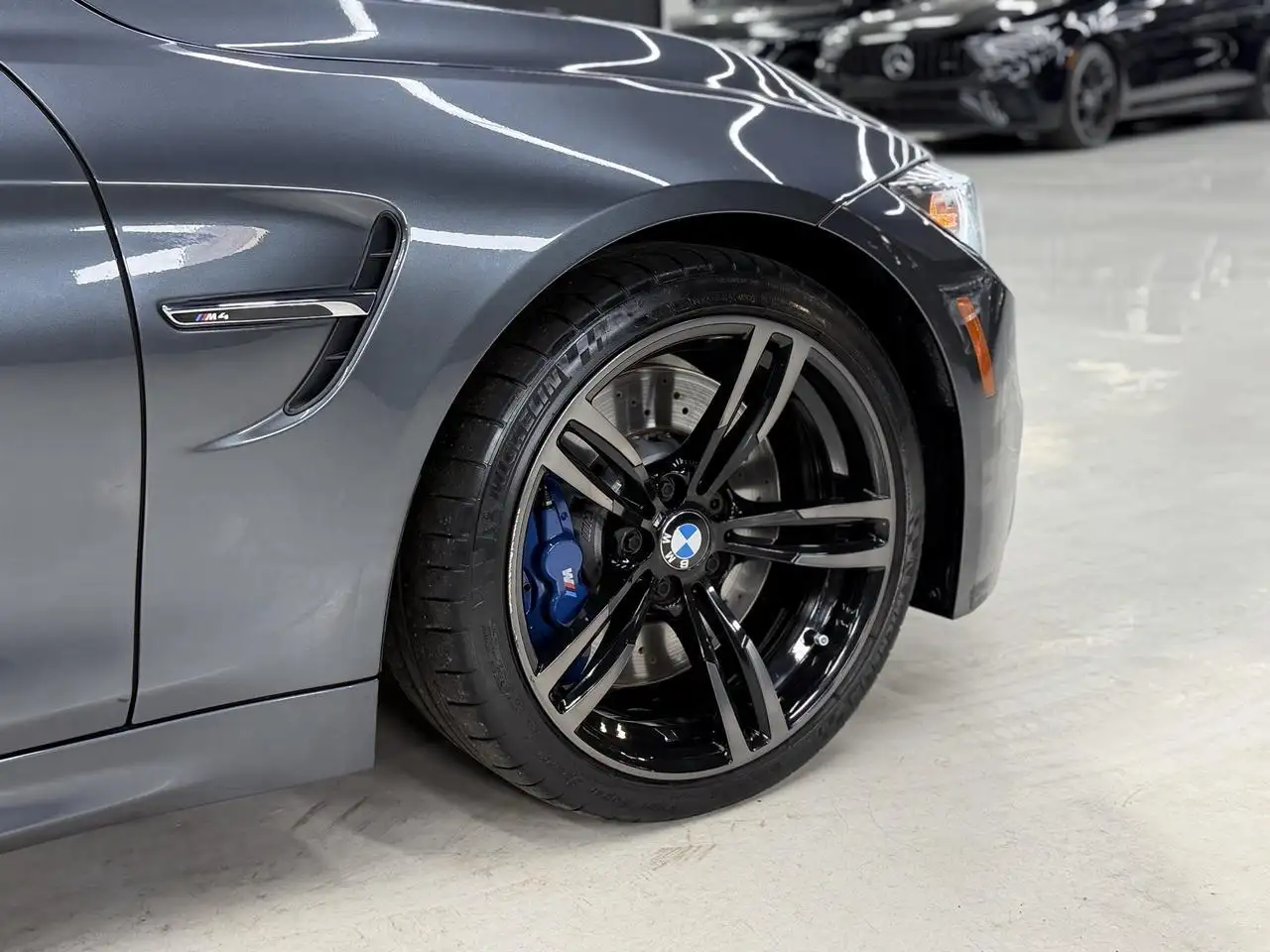 BMW M4 снимка BMW M4