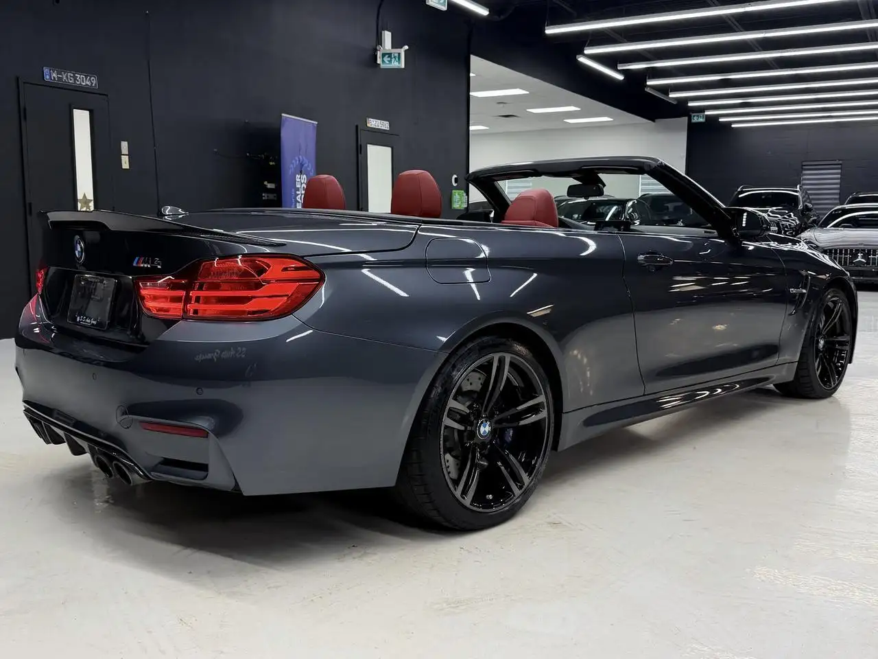 BMW M4 снимка BMW M4