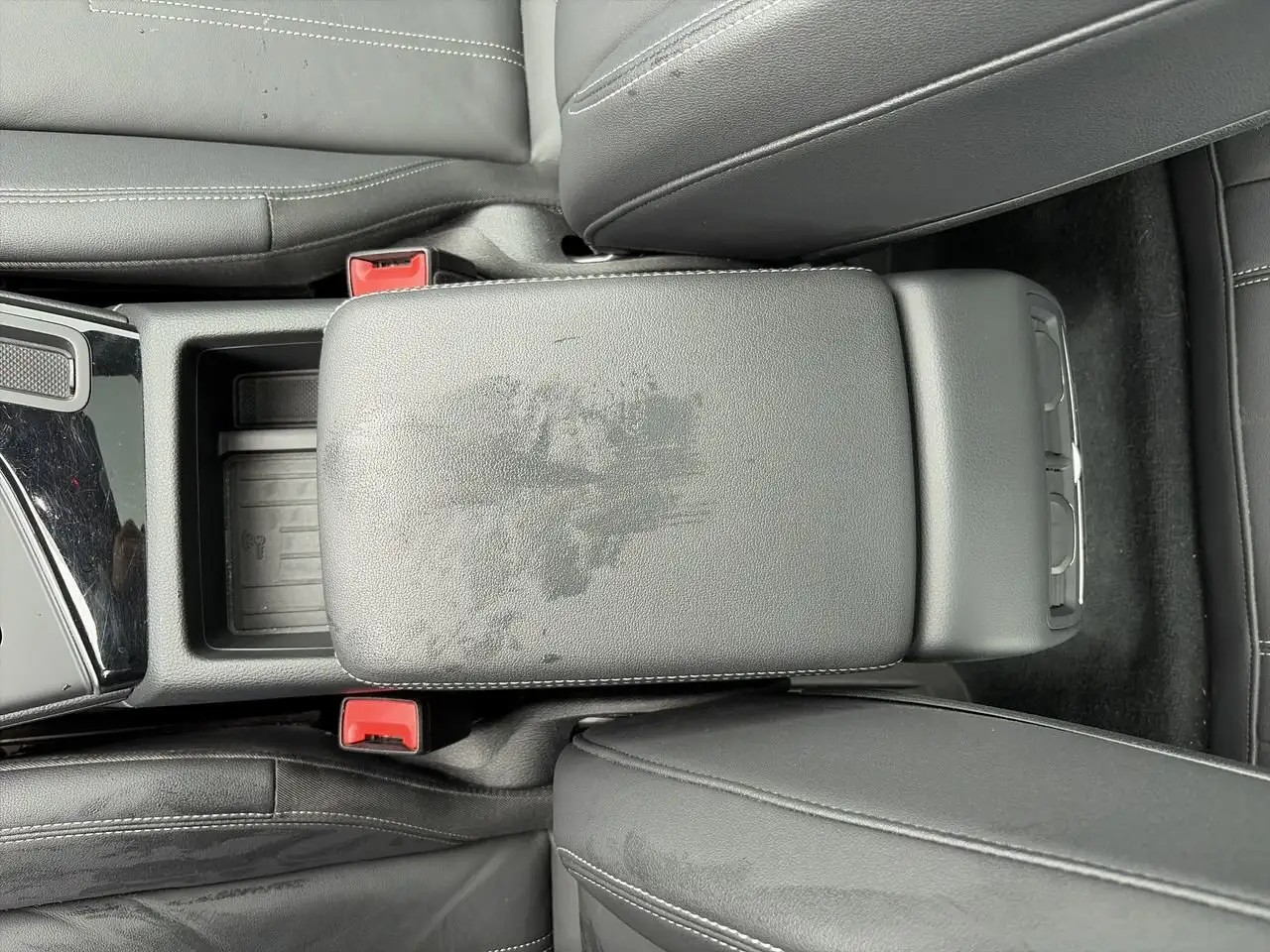 Audi A4 photo Audi A4
