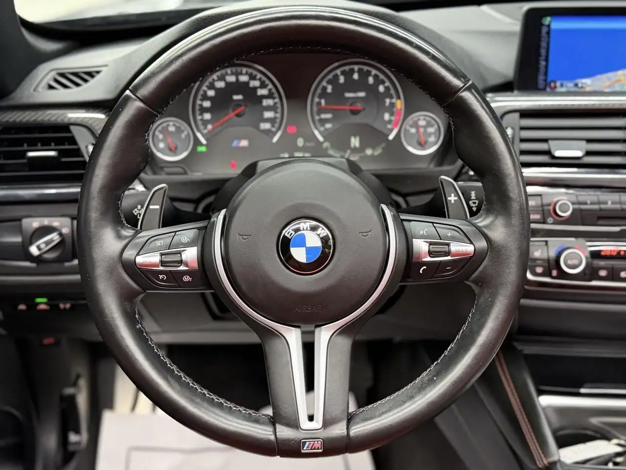 BMW M4 снимка BMW M4