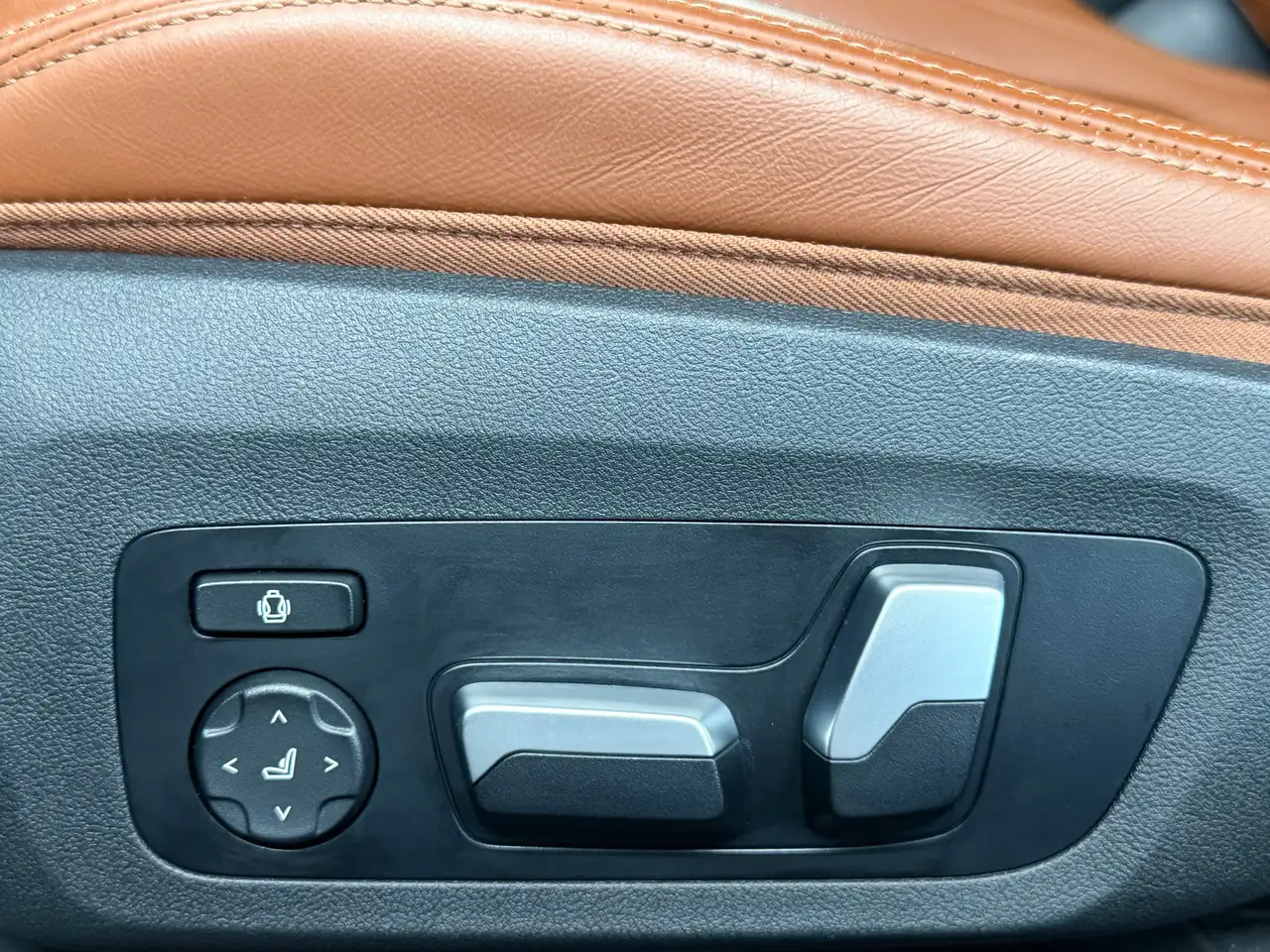 BMW 4 Series снимка BMW 4 Series