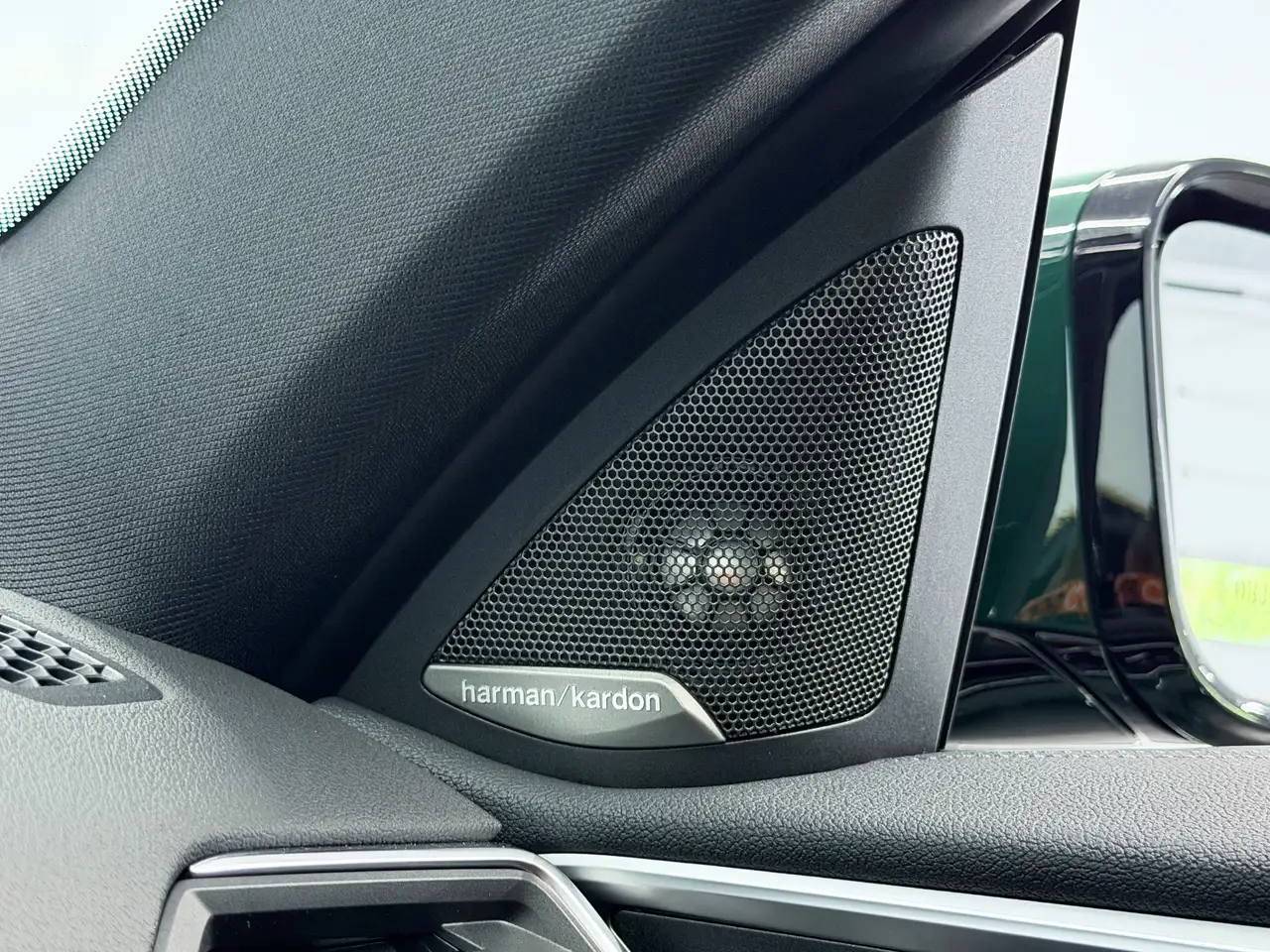 BMW 4 Series снимка BMW 4 Series