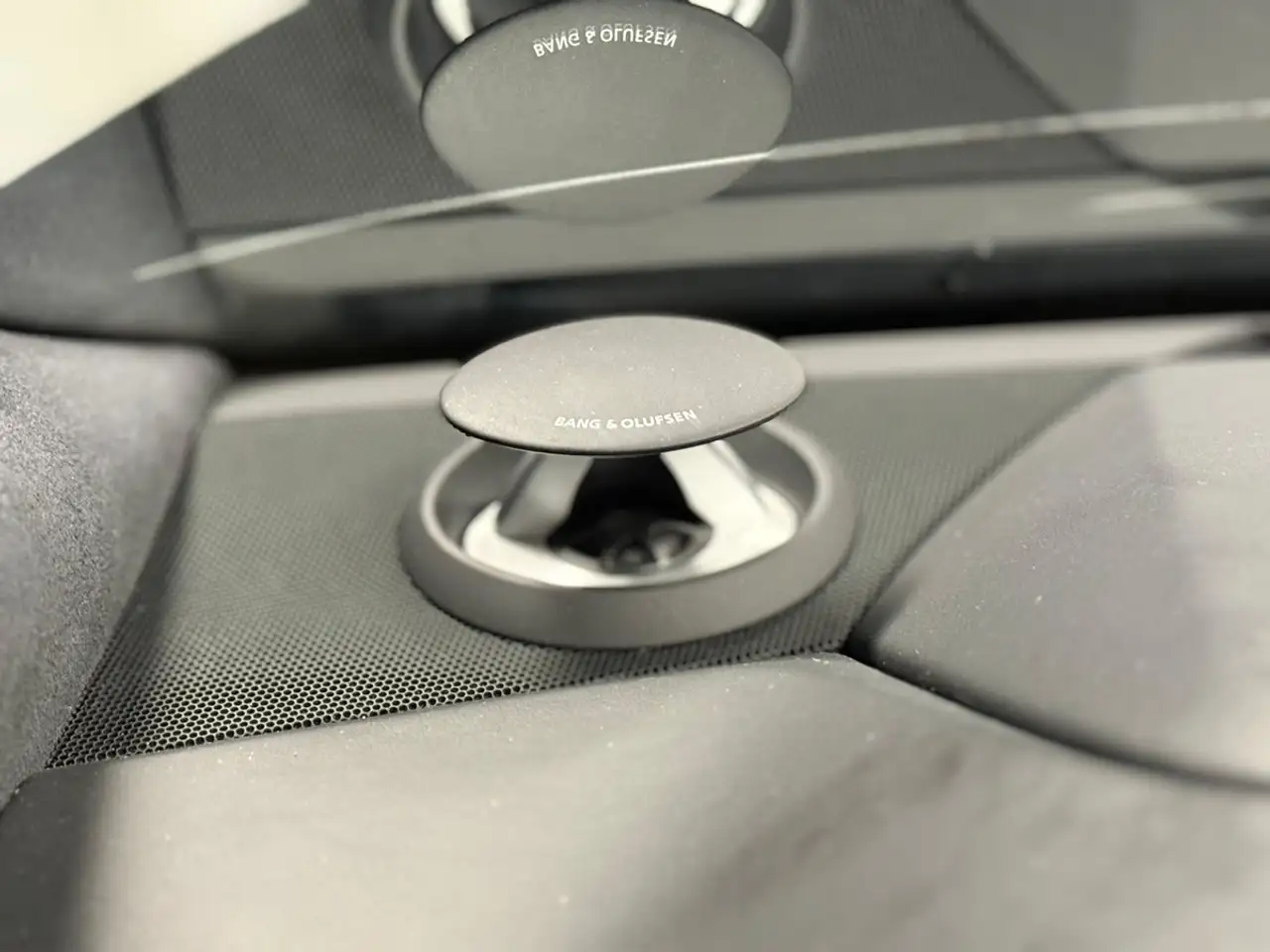 Audi S8 снимка Audi S8