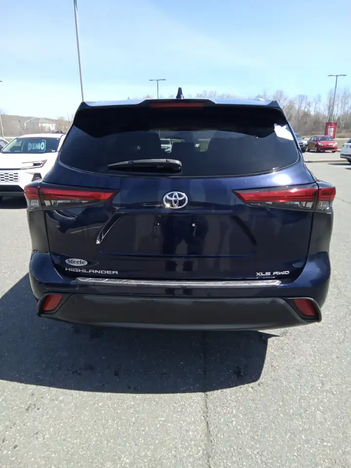 Toyota Highlander photo Toyota Highlander