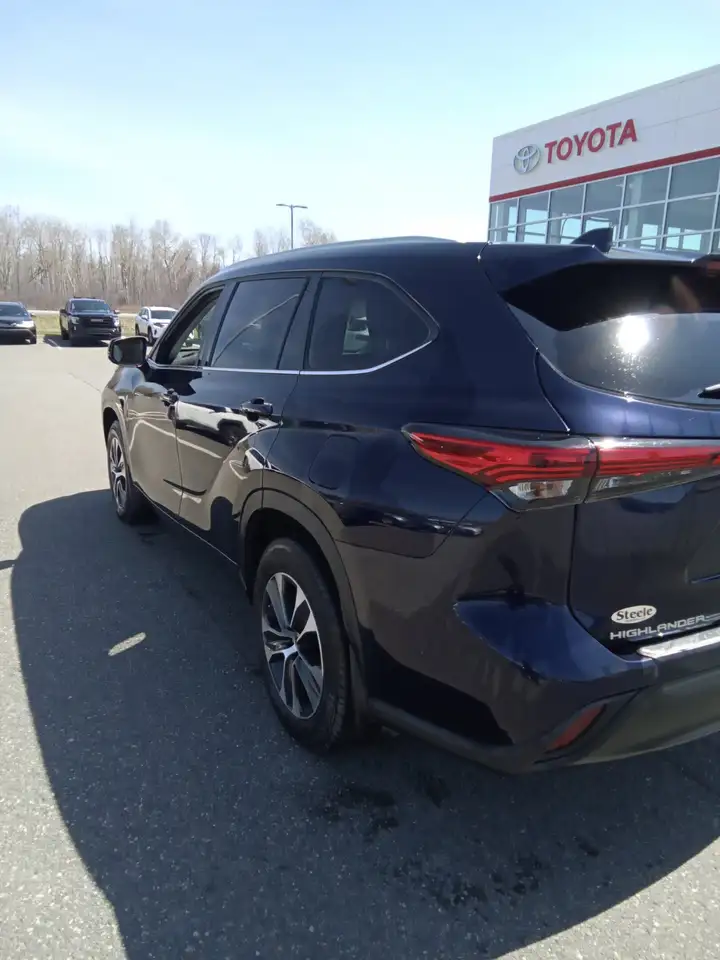 Toyota Highlander photo Toyota Highlander