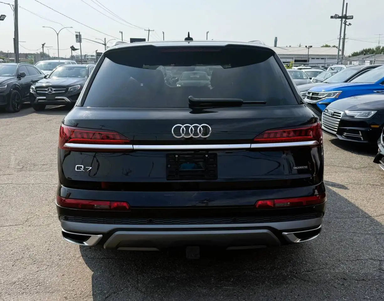 Audi Q7 снимка Audi Q7