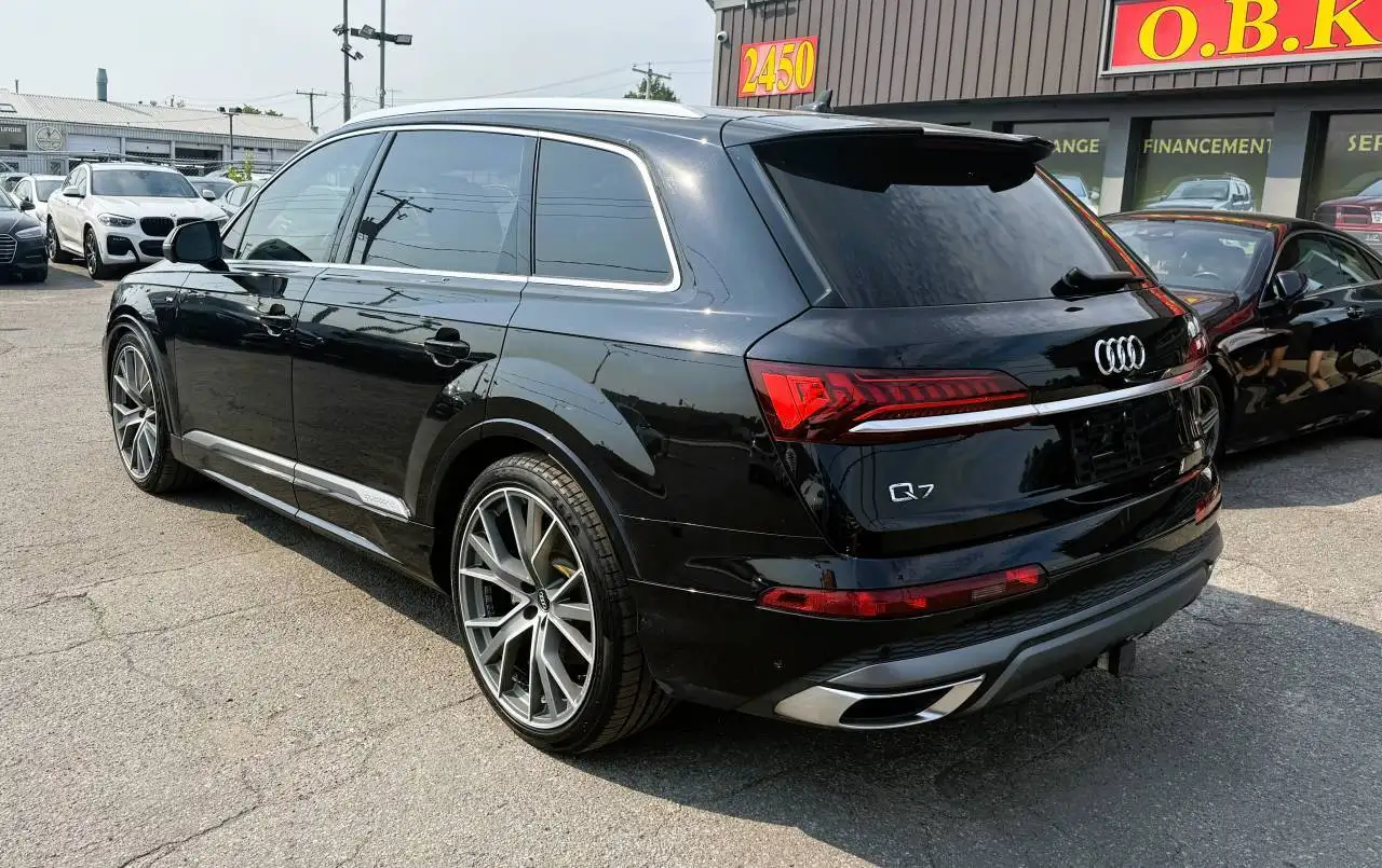 Audi Q7 снимка Audi Q7