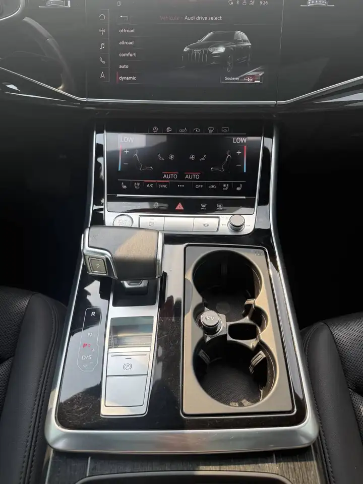 Audi Q7 снимка Audi Q7