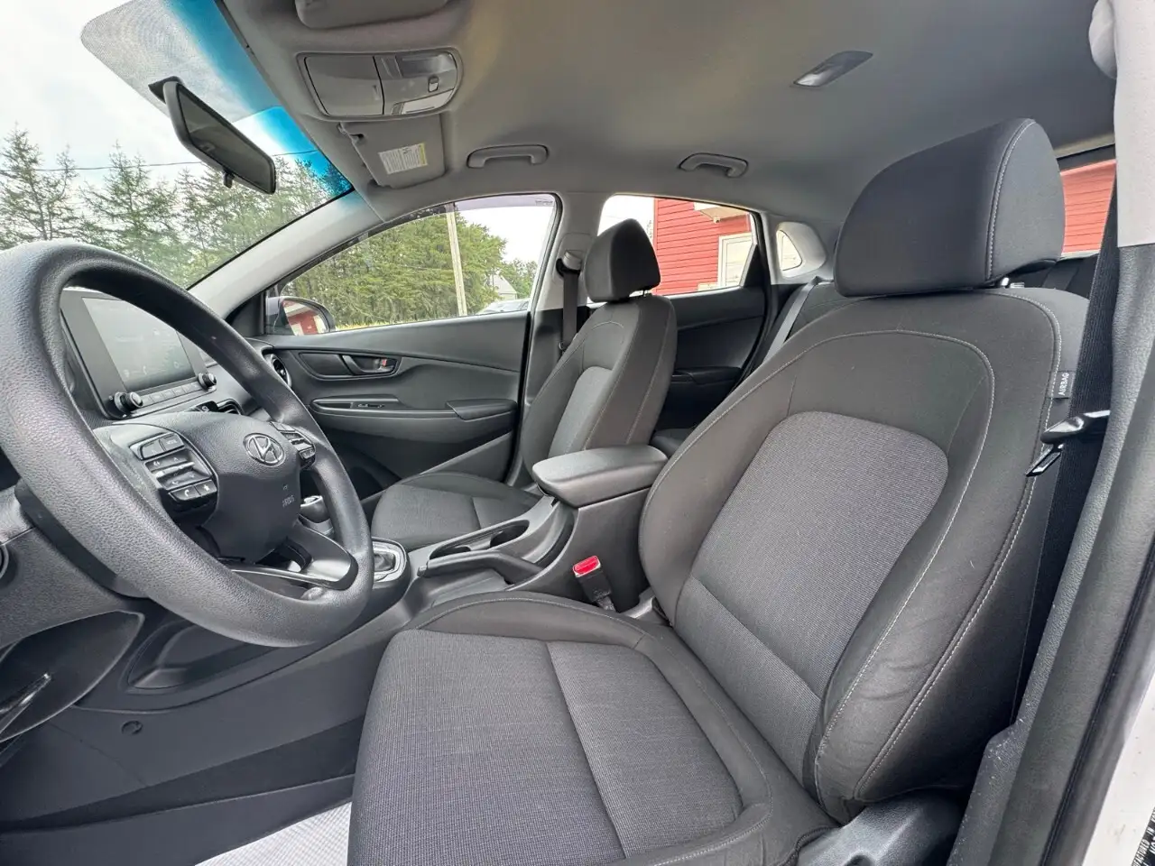 Hyundai KONA снимка Hyundai KONA