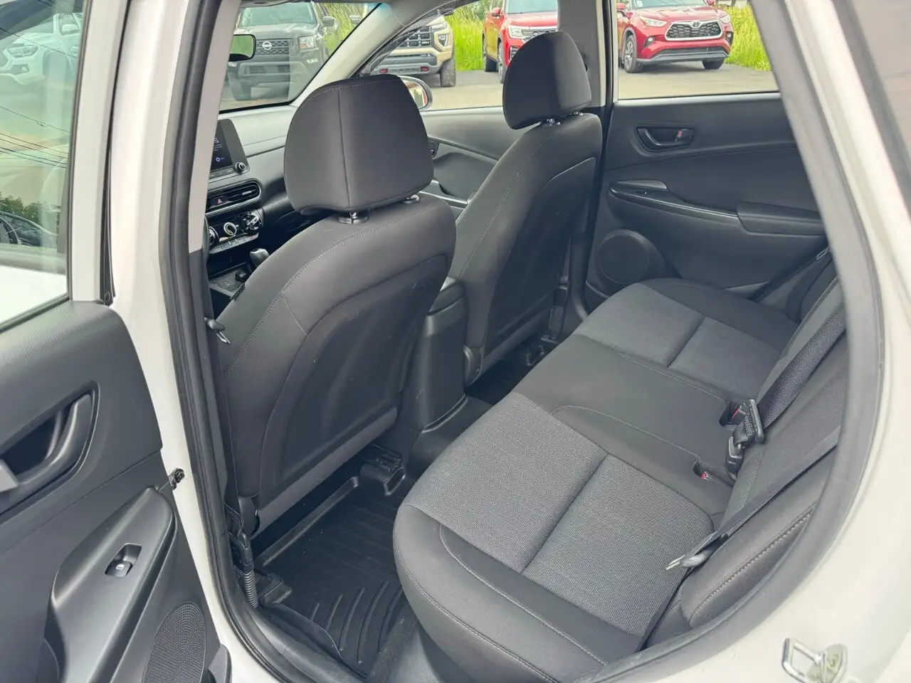 Hyundai KONA снимка Hyundai KONA