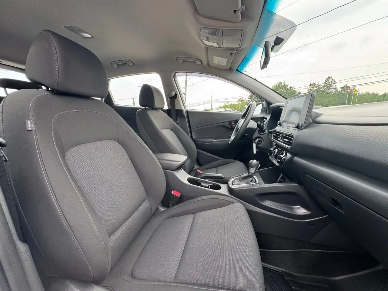 Hyundai KONA снимка Hyundai KONA