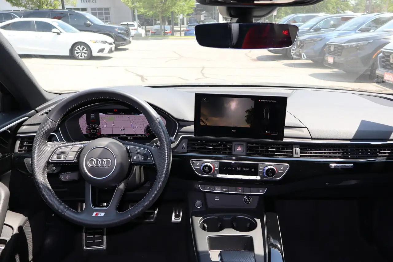 Audi A4 photo Audi A4