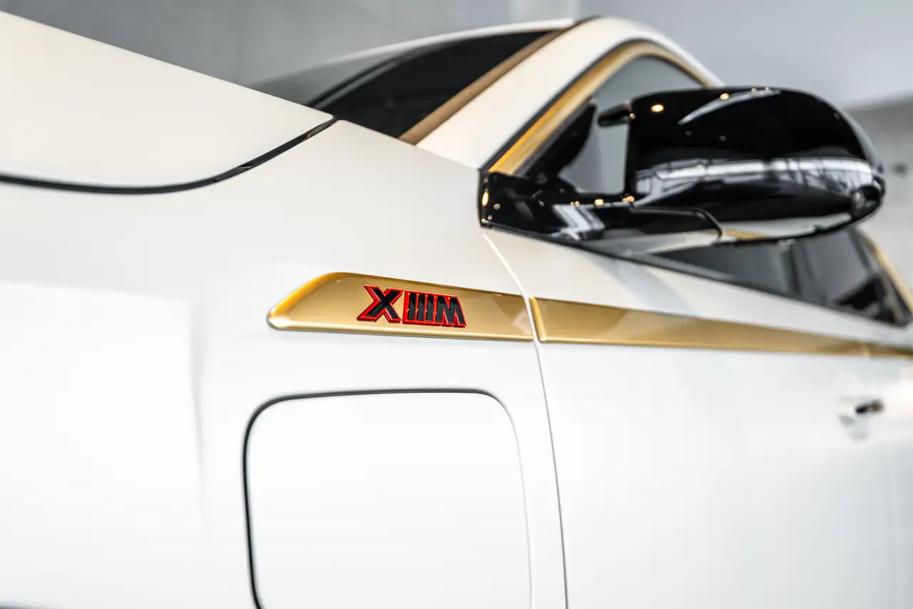 BMW XM photo BMW XM
