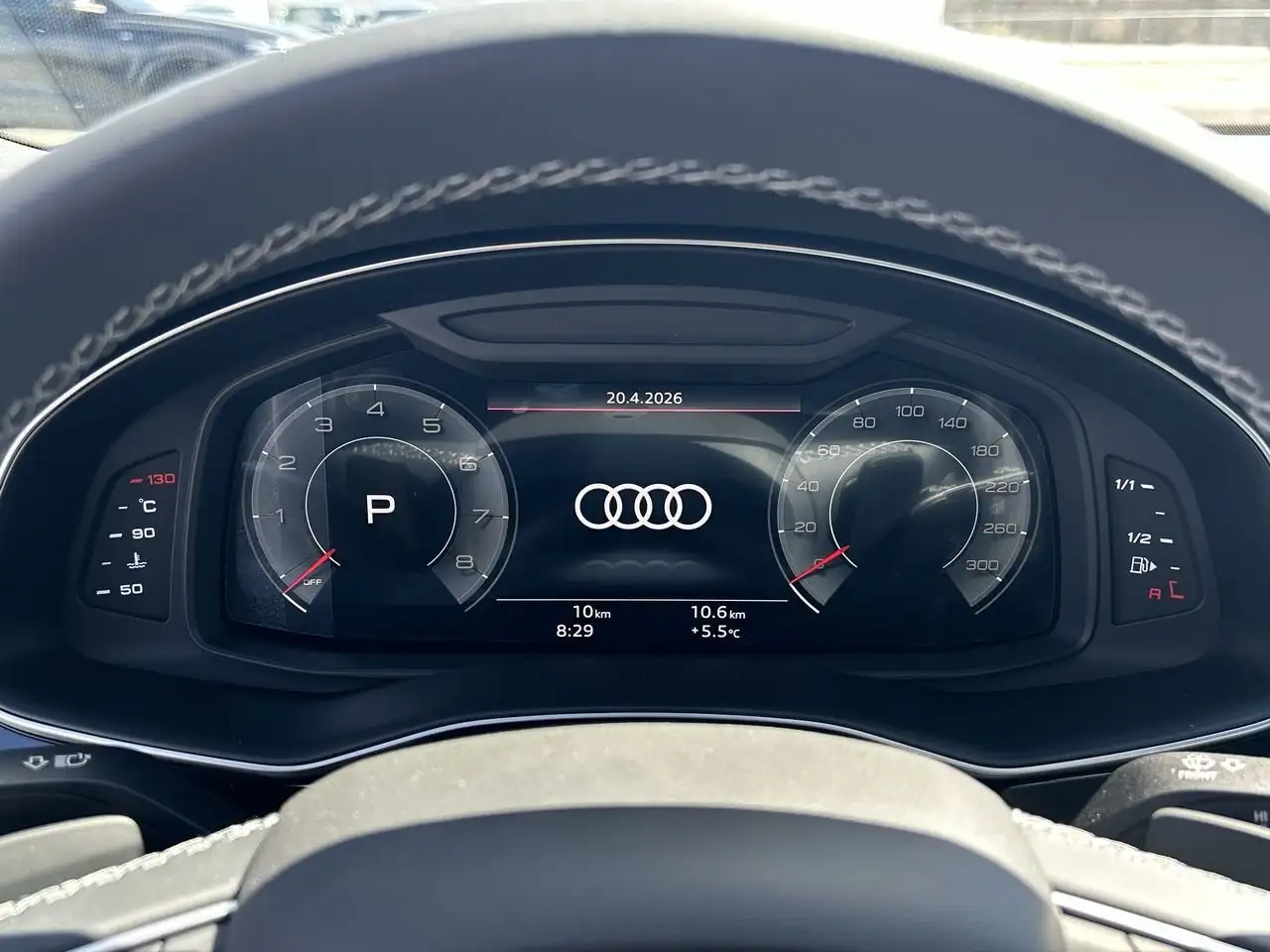 Audi Q7 снимка Audi Q7