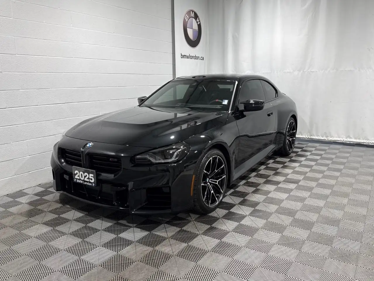 2025 BMW M2