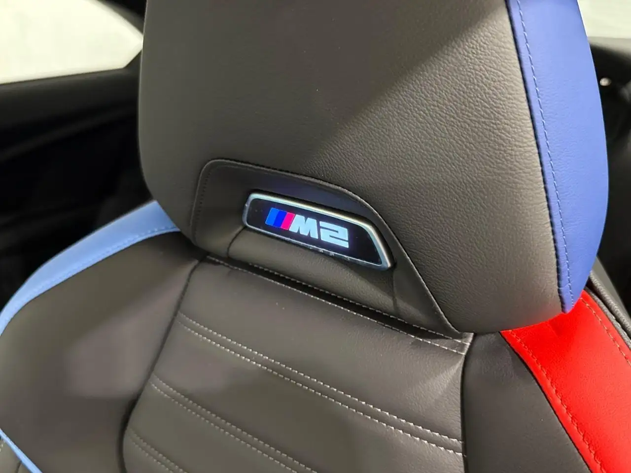 BMW M2 photo BMW M2