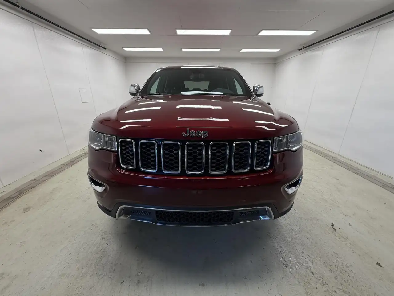 Jeep Grand Cherokee photo Jeep Grand Cherokee