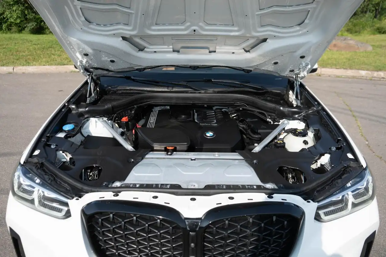 BMW X4 photo BMW X4