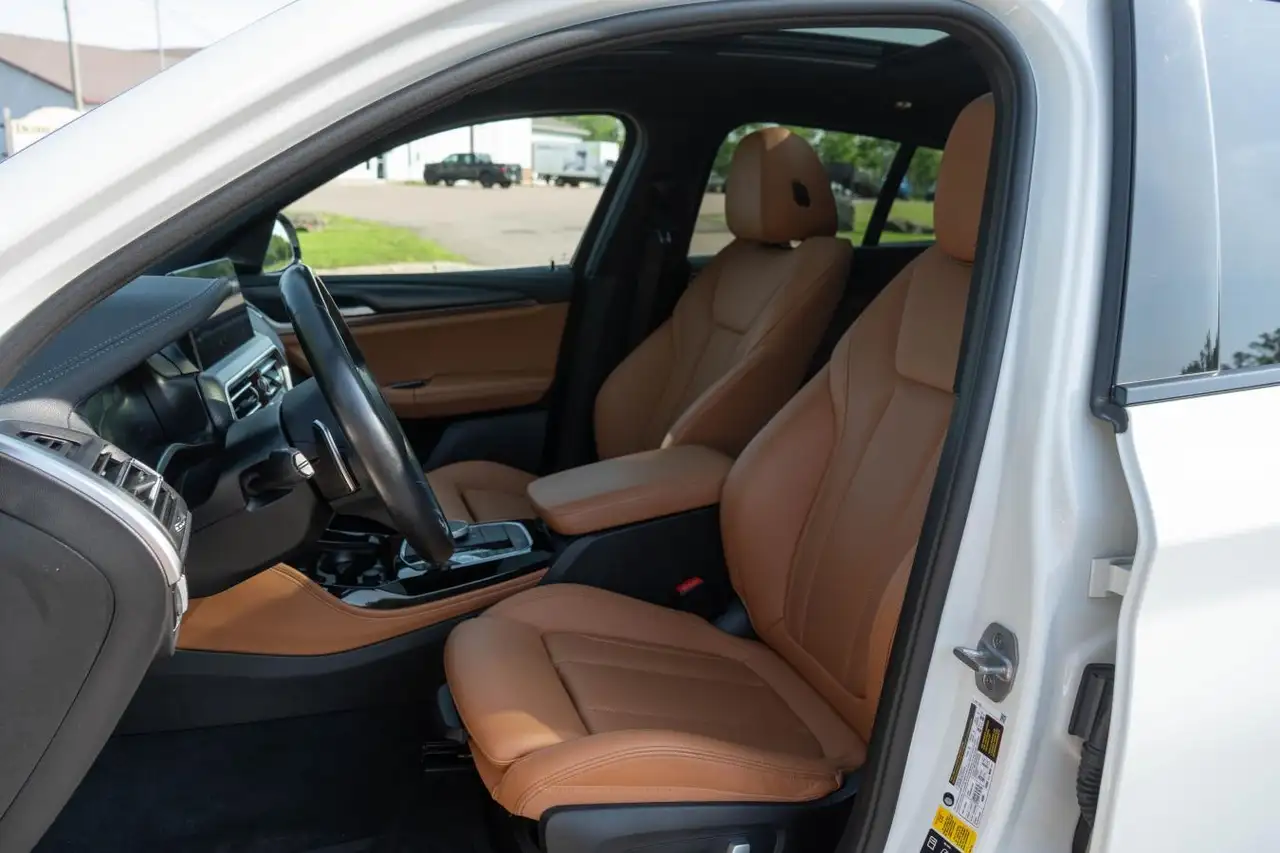 BMW X4 photo BMW X4
