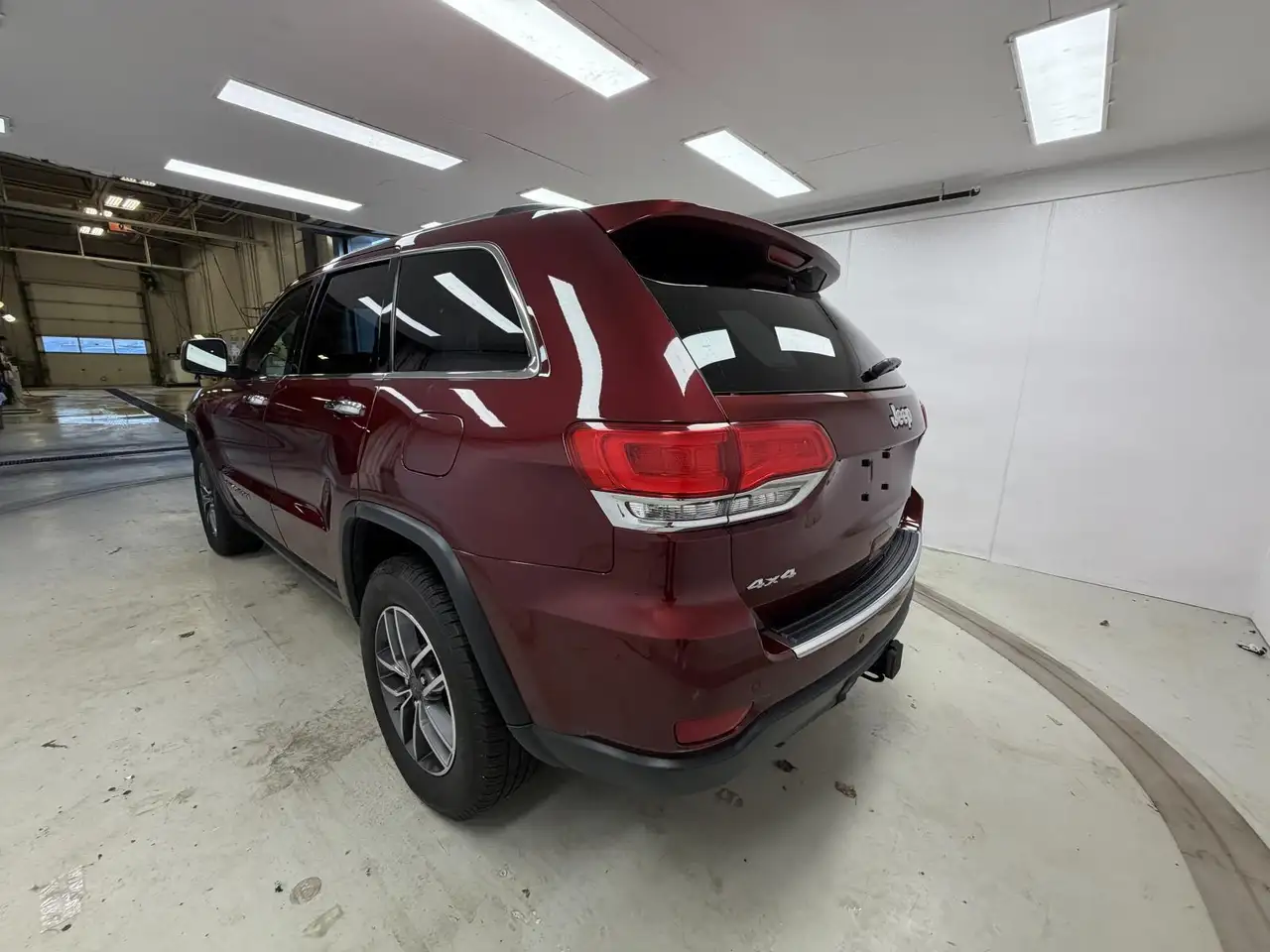 Jeep Grand Cherokee photo Jeep Grand Cherokee