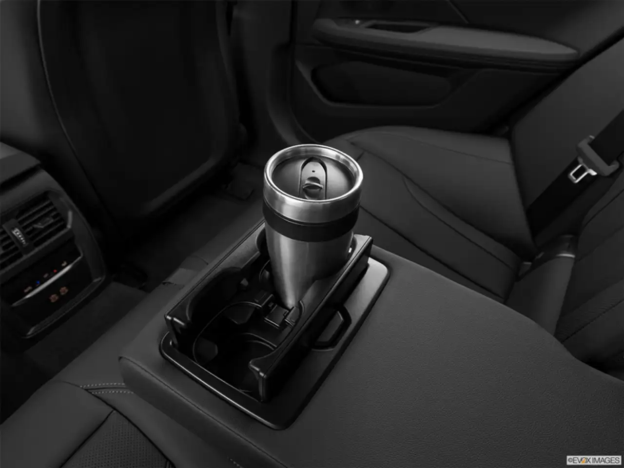 BMW i4 fotografie BMW i4