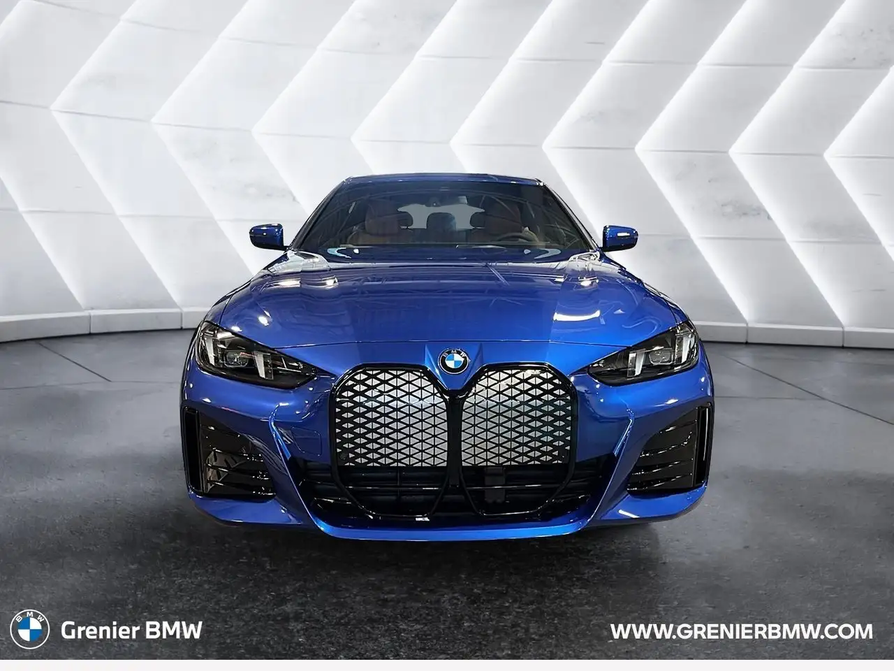 BMW i4 photo BMW i4