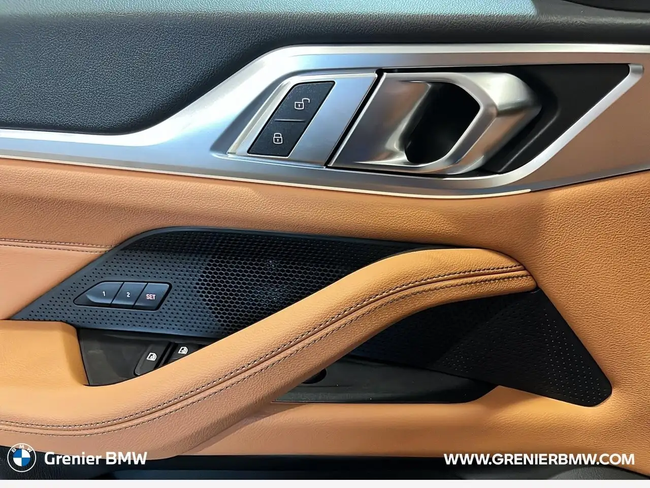 BMW i4 photo BMW i4